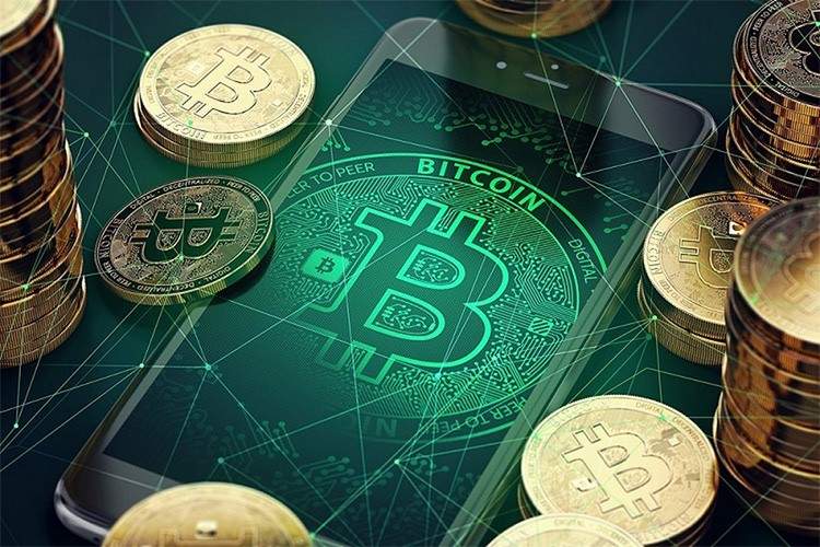 آیا باید در ایران بیتکوین بخریم یا دست نگهداریم؟